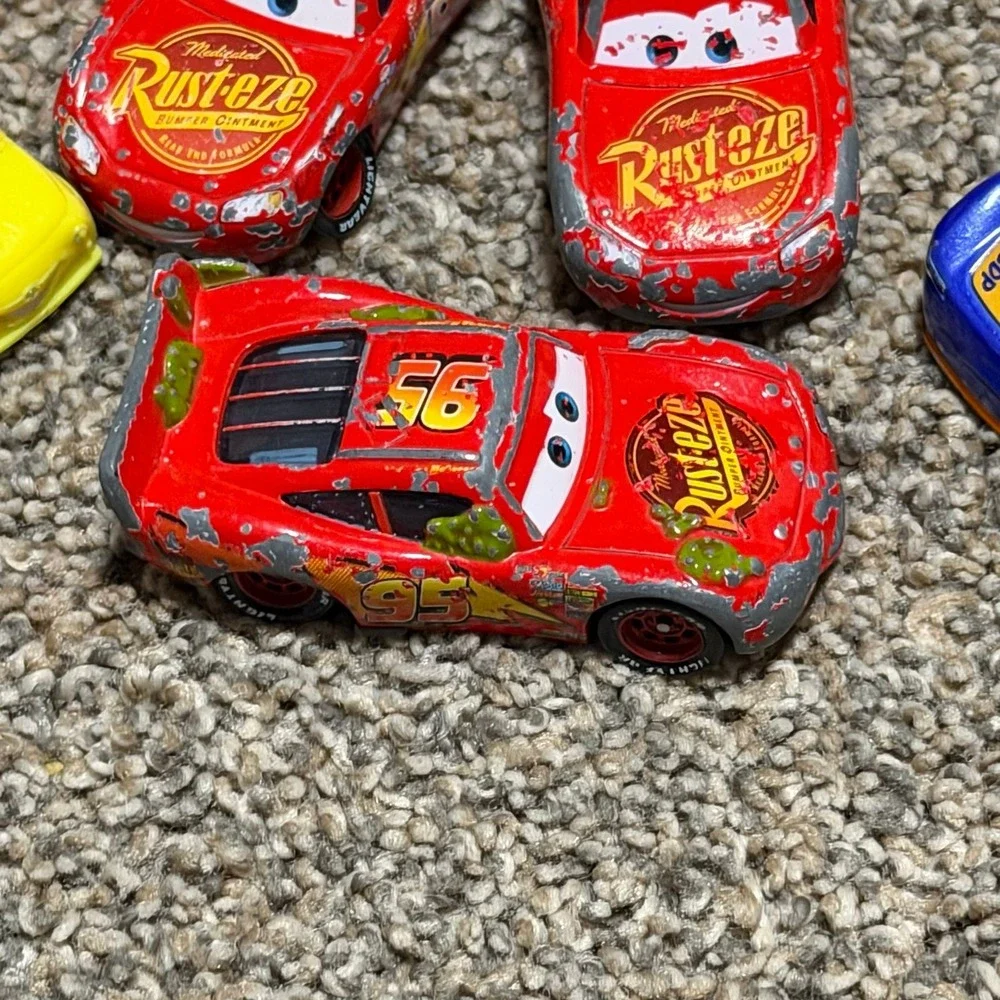 Disney Pixar Cars Diecast Lot Lightning McQueen Mack Fillmore XRS Rust-eze